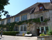 Flavigny-sur-Ozerain, un village gourmand et médiéval figé dans le temps