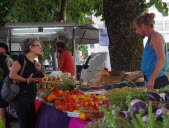 En bio, le marché des producteurs du mercredi résiste à l’inflation