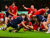 Tournoi des 6 nations :  l'Ecosse bat les Gallois dans un match fou, l'Angleterre s'offre l'Italie