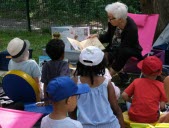 La médiathèque organise des lectures en plein air