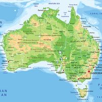 High detailed Australia physical map with labeling.