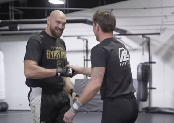 darren-till-boasts-about-sparring-tyson-fury-ahead-fight-brother-tommy