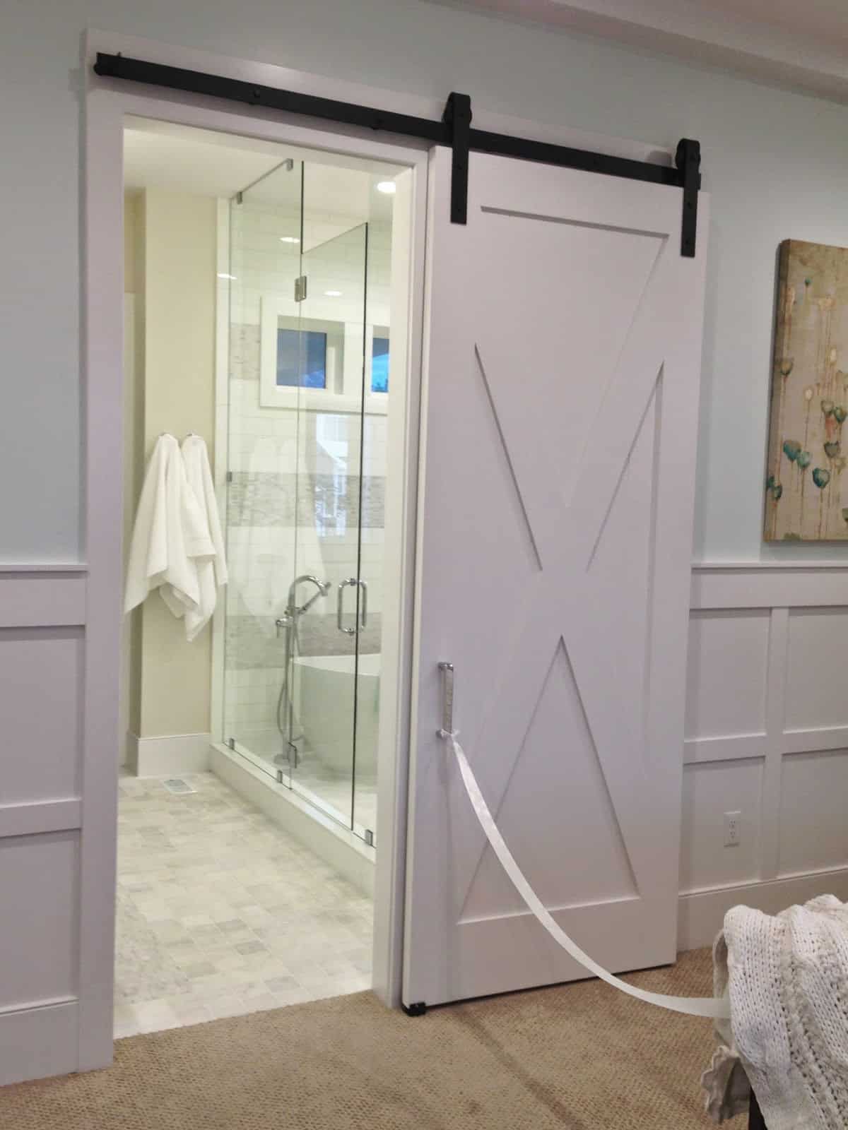 Shocking Gallery Of Sliding Barn Door For Bathroom Ideas | Wiraleaxa