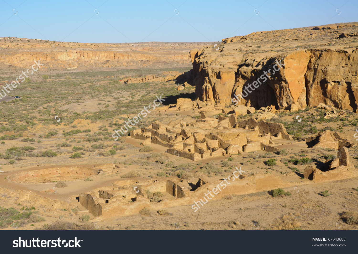 Chetro Ketl And Pueblo Del Arroyo Native American Indian Ruins.