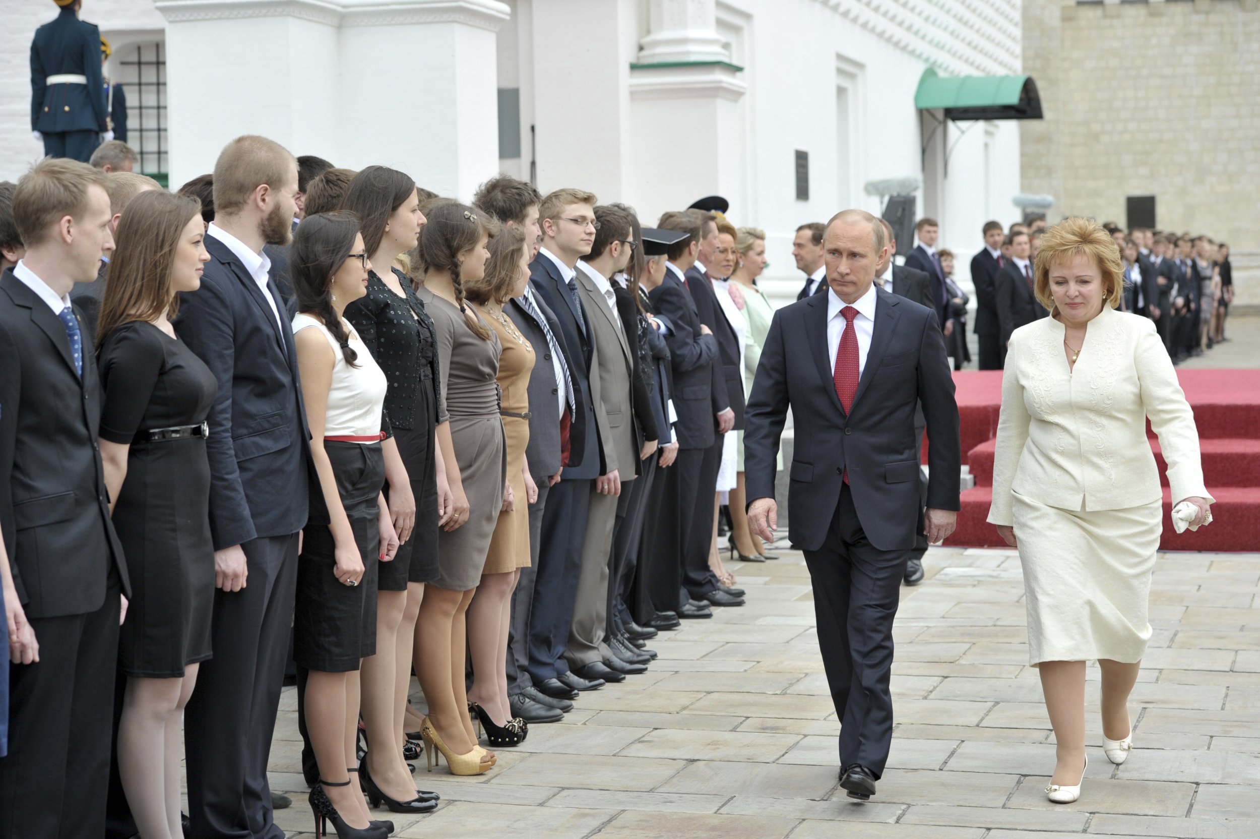 Putin and his ex wife walk together in Moscow