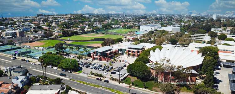 Manhattan Beach Unified School District in Manhattan Beach California - Mira Costa High School