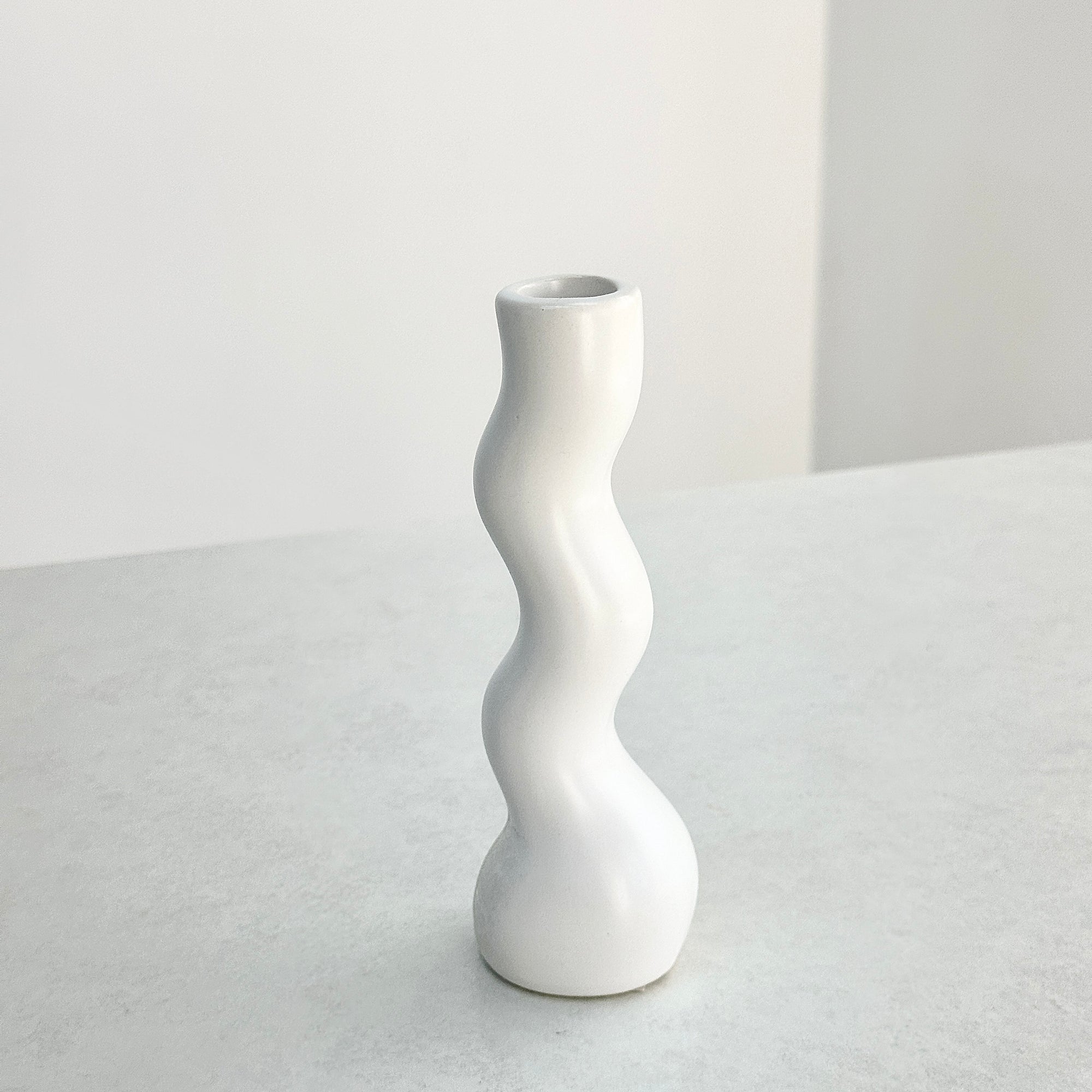 Ceramic White Vase Nordic Shape