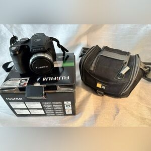 Fujifilm FinePix S SeriesS5800 8.0MP Black Digital Camera &Case TESTED & WORKING