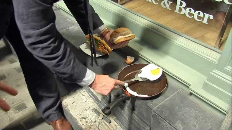 Man fries egg in heat generated by Walkie-Talkie building in the City