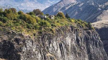 Garni temple 3754