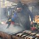 Fumeur de hareng à Dieppe pendant la foire aux harengs et à la coquille Saint Jacques