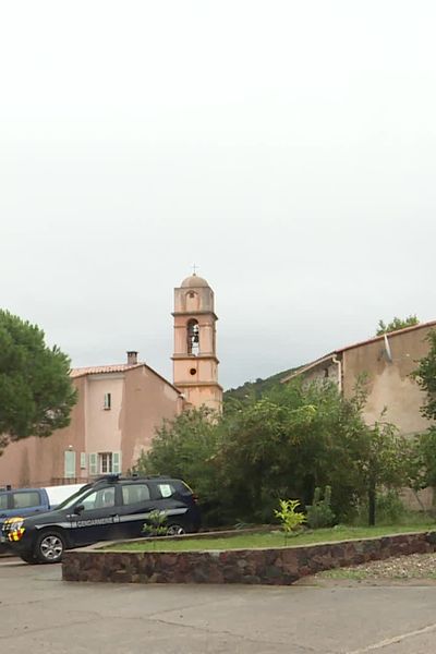 La gendarmerie de Galeria, au coeur du village.