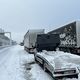 Après une nuit de galère du 21 au 22 novembre sous la neige, les camions sont pointés du doigt