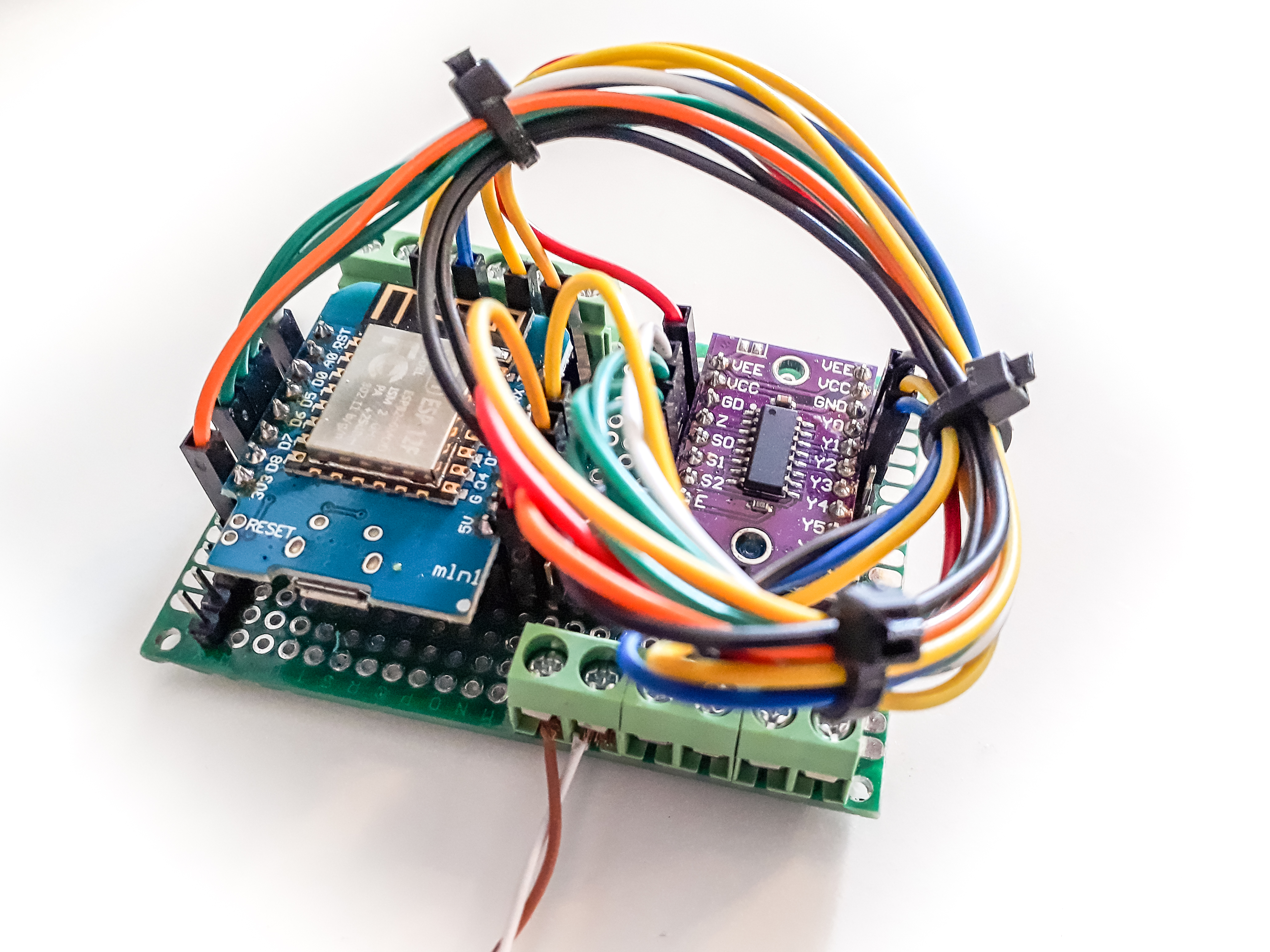 Board arduino and multiplexer wired