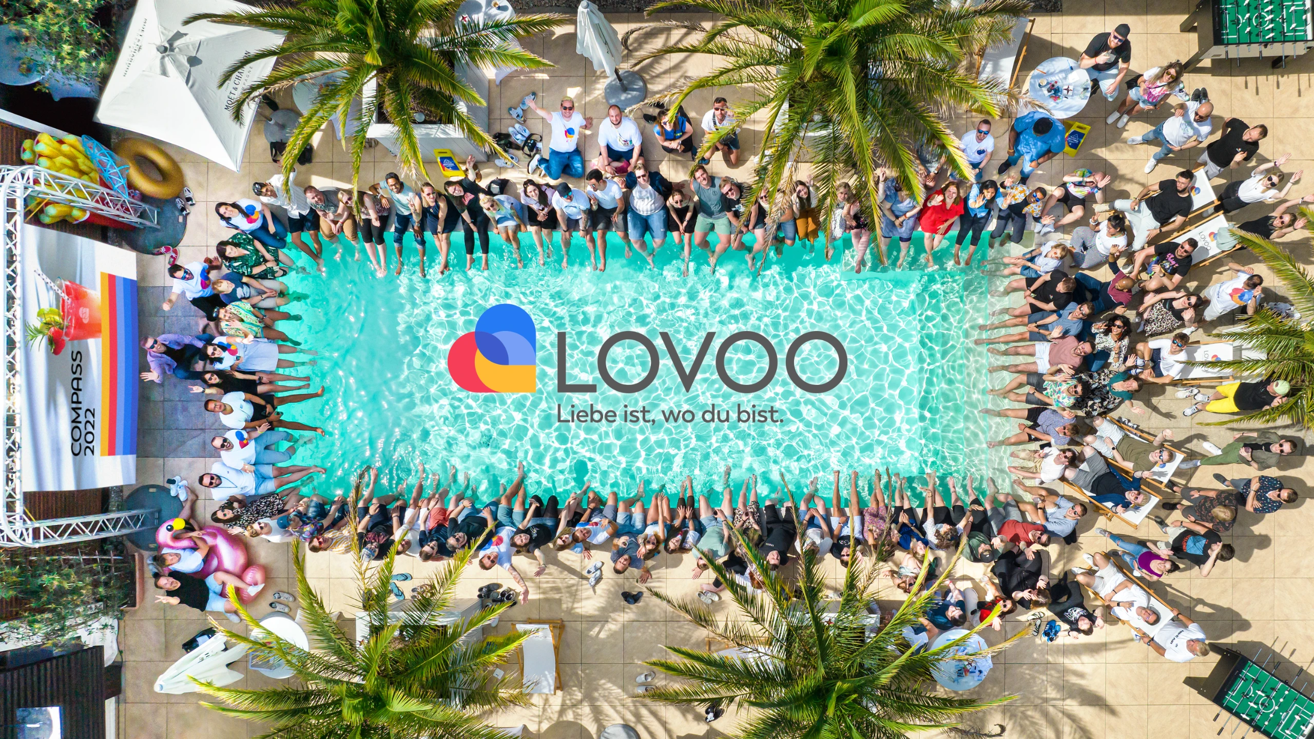 LOVOO team