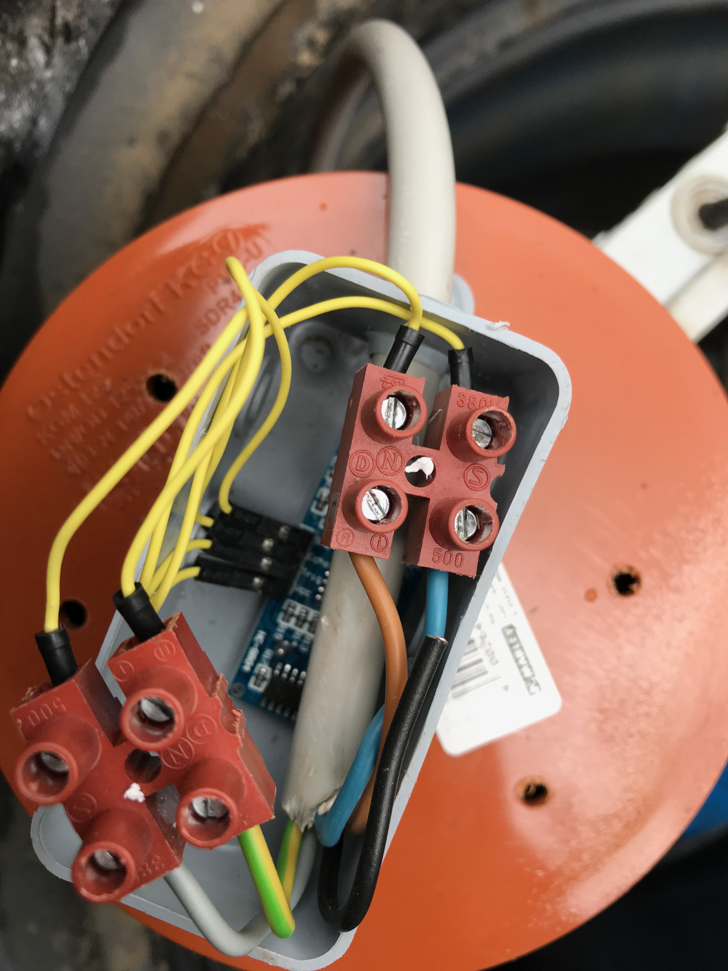 Sensor wiring