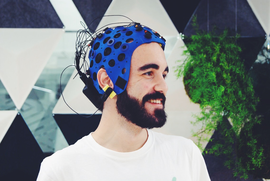 Javi Rameerez wearing a Bitbrain's 16-ch EEG BCI headset