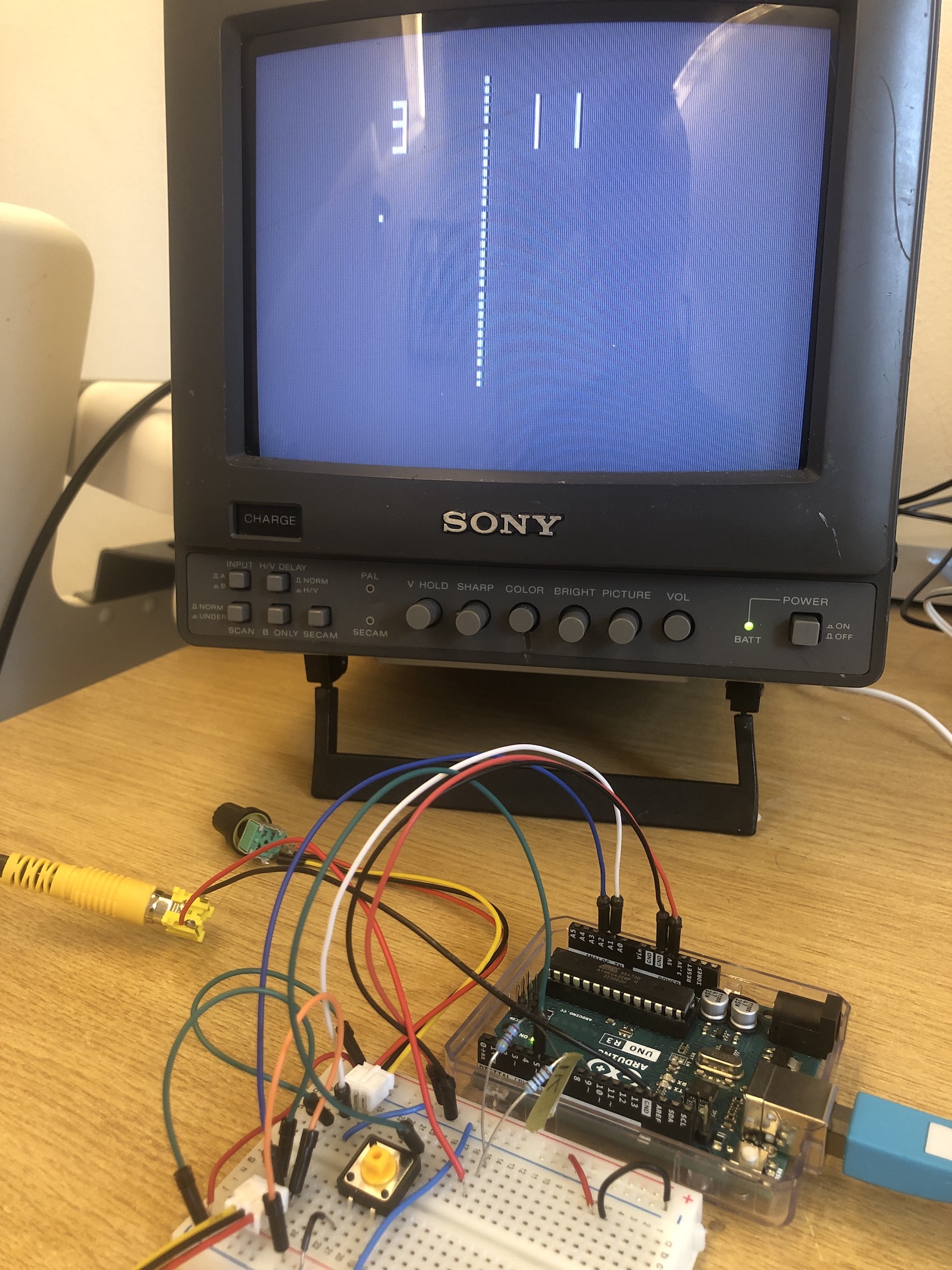Pong TVout on a breadboard