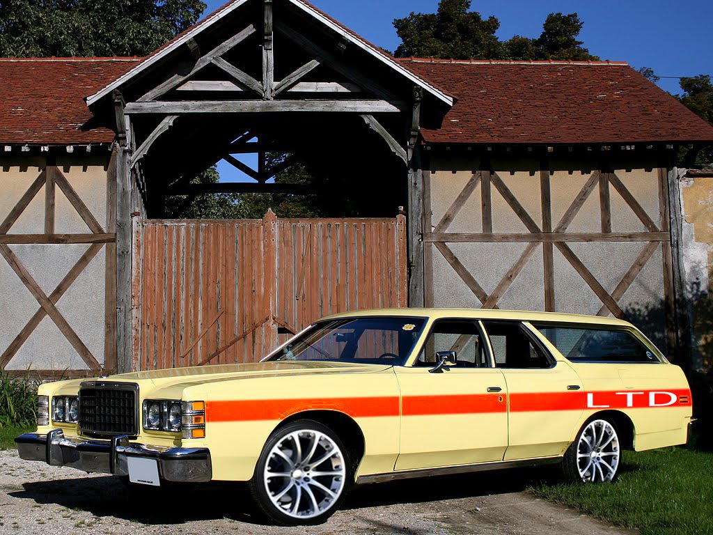 Ford LTD