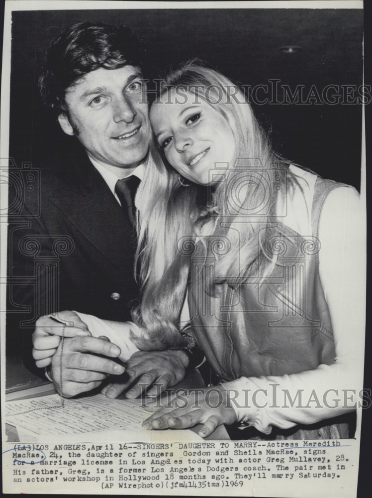 Actress Meredith Mac Rae to wed Actor Greg Mullavey 1969 Vintage Press ...