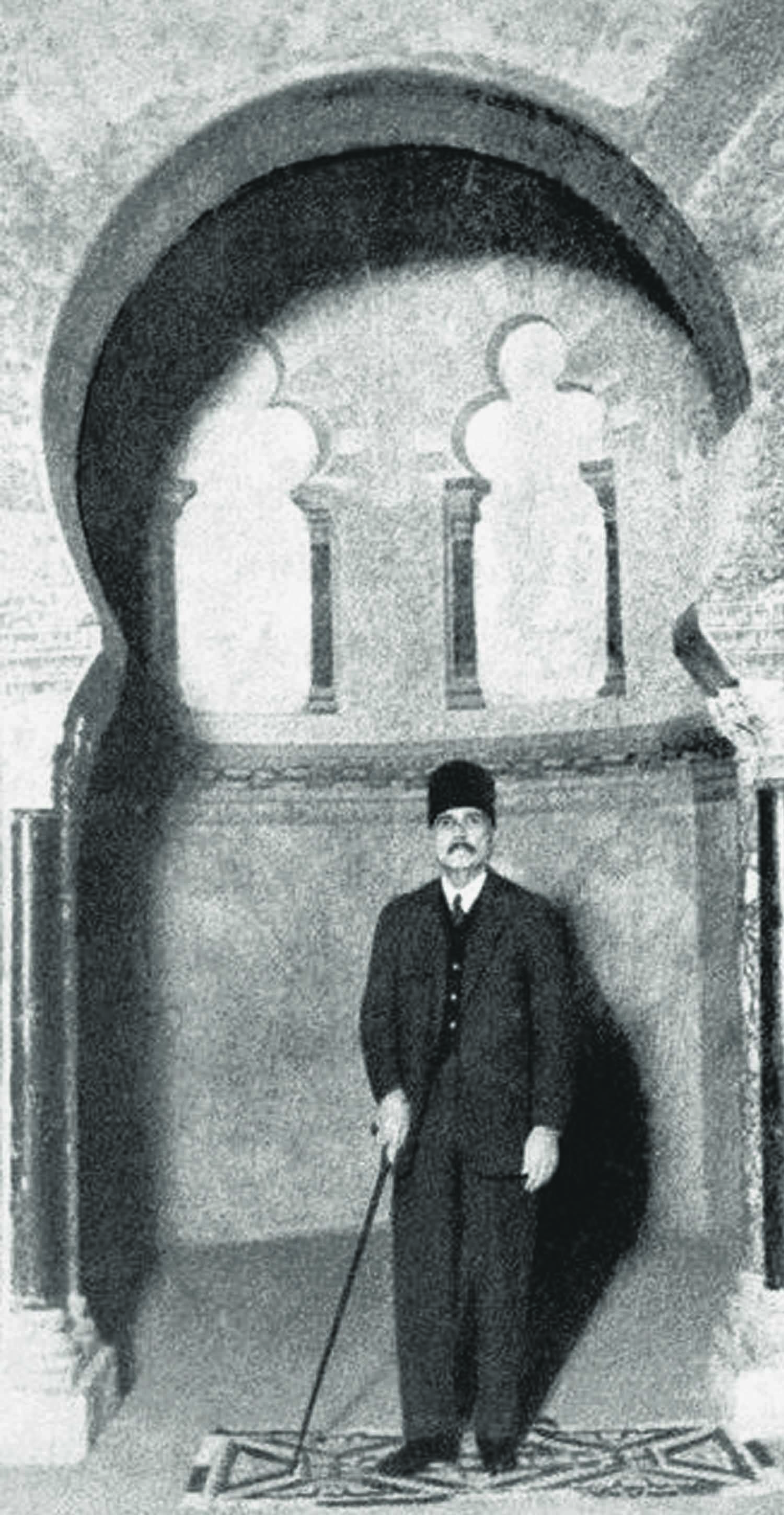 Allama Iqbal during his visit to the historic eighth century Mezquita (mosque) de Córdoba in Andalusia, Spain, in 1933. His eight-stanza masterpiece, Masjid-e-Qurtuba was inspired by his prayers at the mosque. Cordoba had returned to Christian rule in 1236 and the mosque got converted into Roman Catholic cathedral. Photo: Iqbal Academy.