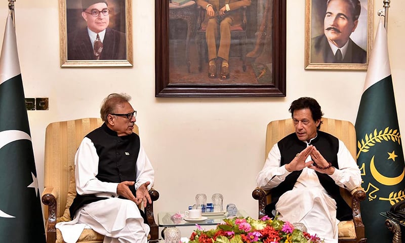 Prime Minister Imran Khan meets President Dr Arif Alvi. — APP/File