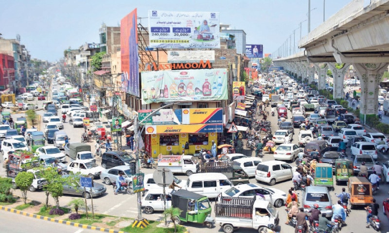 View of a massive traffic jam near Liaquat Bagh in Rawalpindi on Saturday. — Online