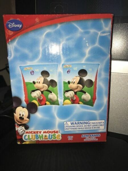 Mickey Mouse Clubhouse Swimming