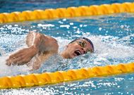 Natation : Léon Marchand remporte le 200 m 4 nages et bat le record de France à Shanghaï