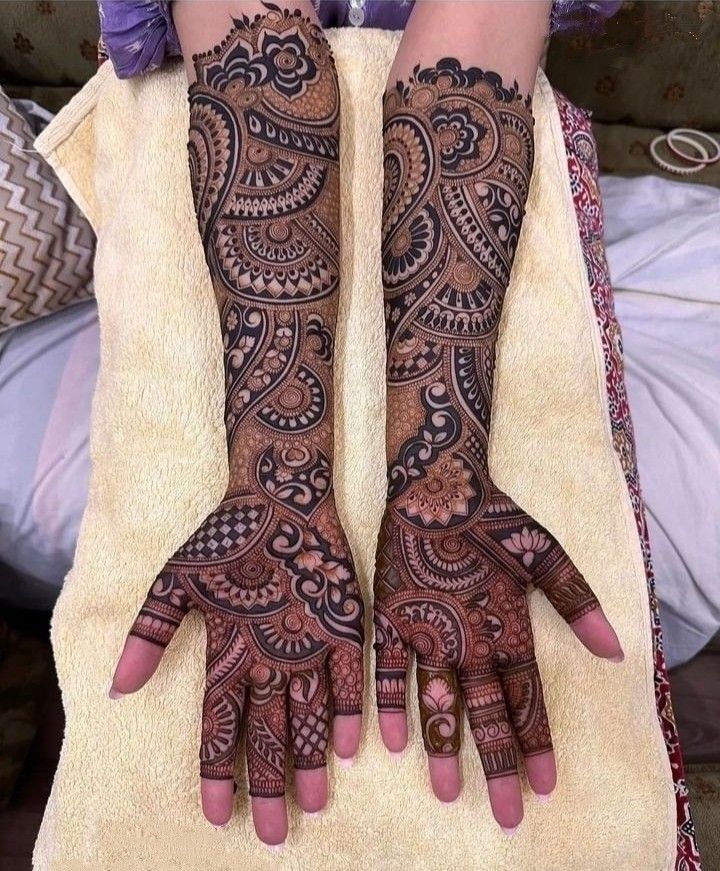 Beautiful Henna Design For Bride! | Latest bridal mehndi designs ...