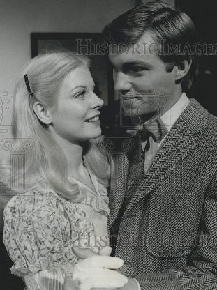 Kathleen Cody & Richard Thomas on The Waltons