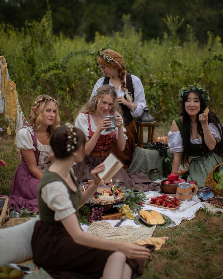 hobbit picnic | Hobbit party, The hobbit, Hobbit wedding