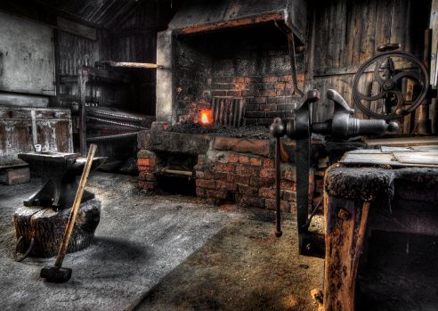 the old blacksmiths foto - Google Search | Blacksmith forge, Blacksmith ...