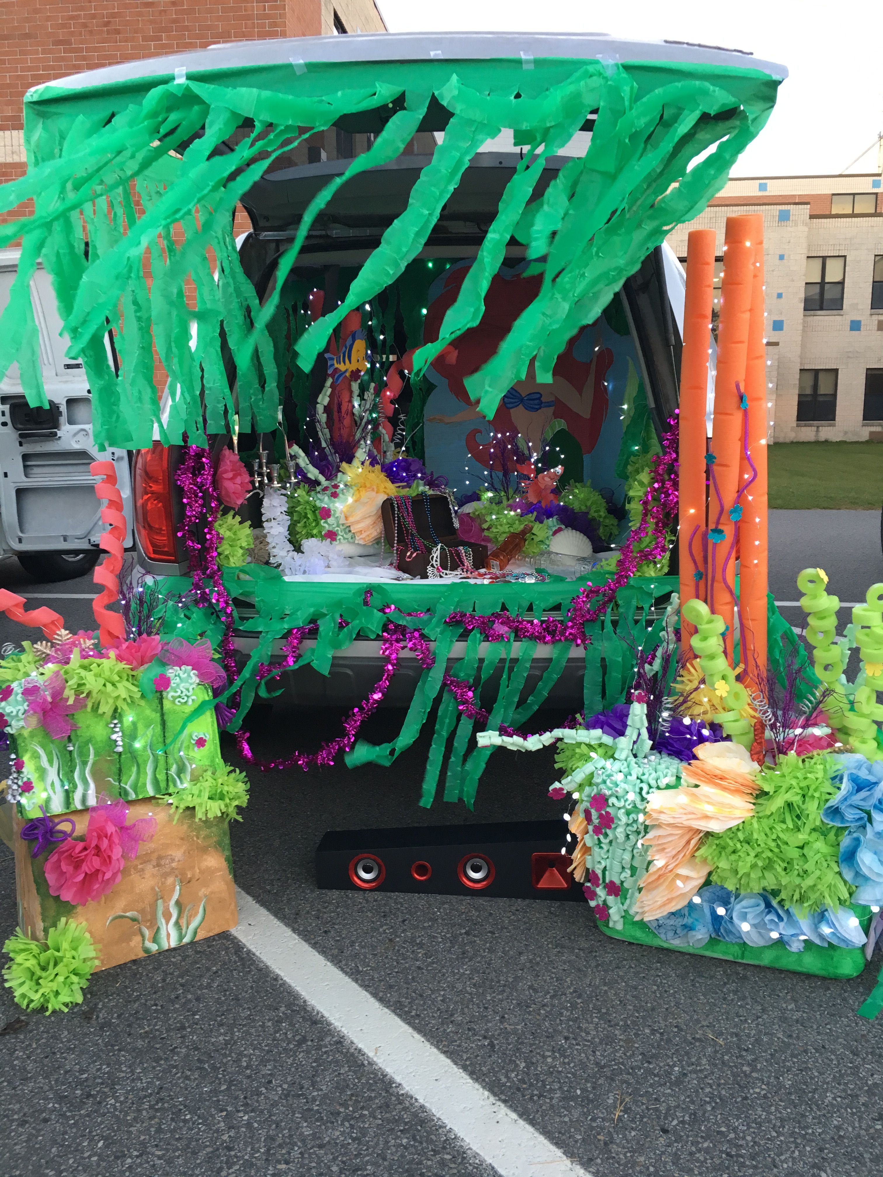 DIY Little mermaid trunk or treat. I used styrofoam coolers ,tissue ...