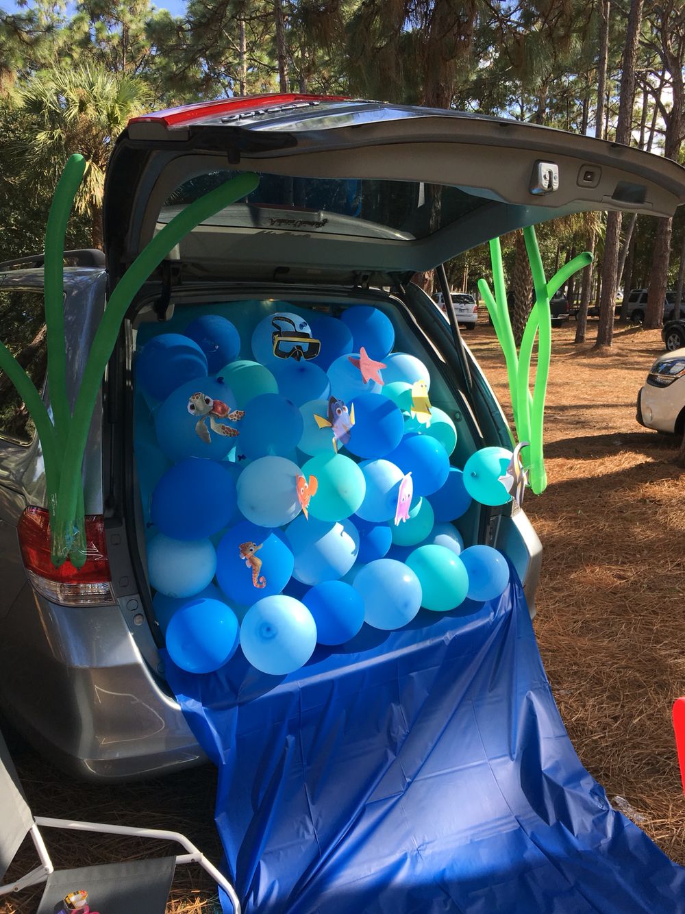 Here are 10 fun ways to decorate your trunk for your church's upcoming ...