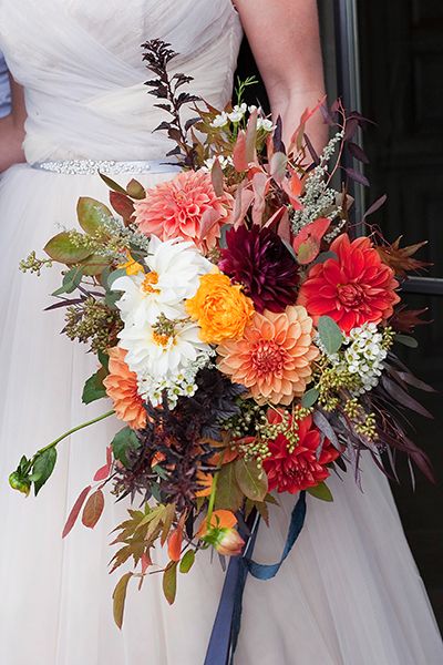 50 Bouquets Perfect for Fall Weddings | Fall wedding bouquets, Fall ...