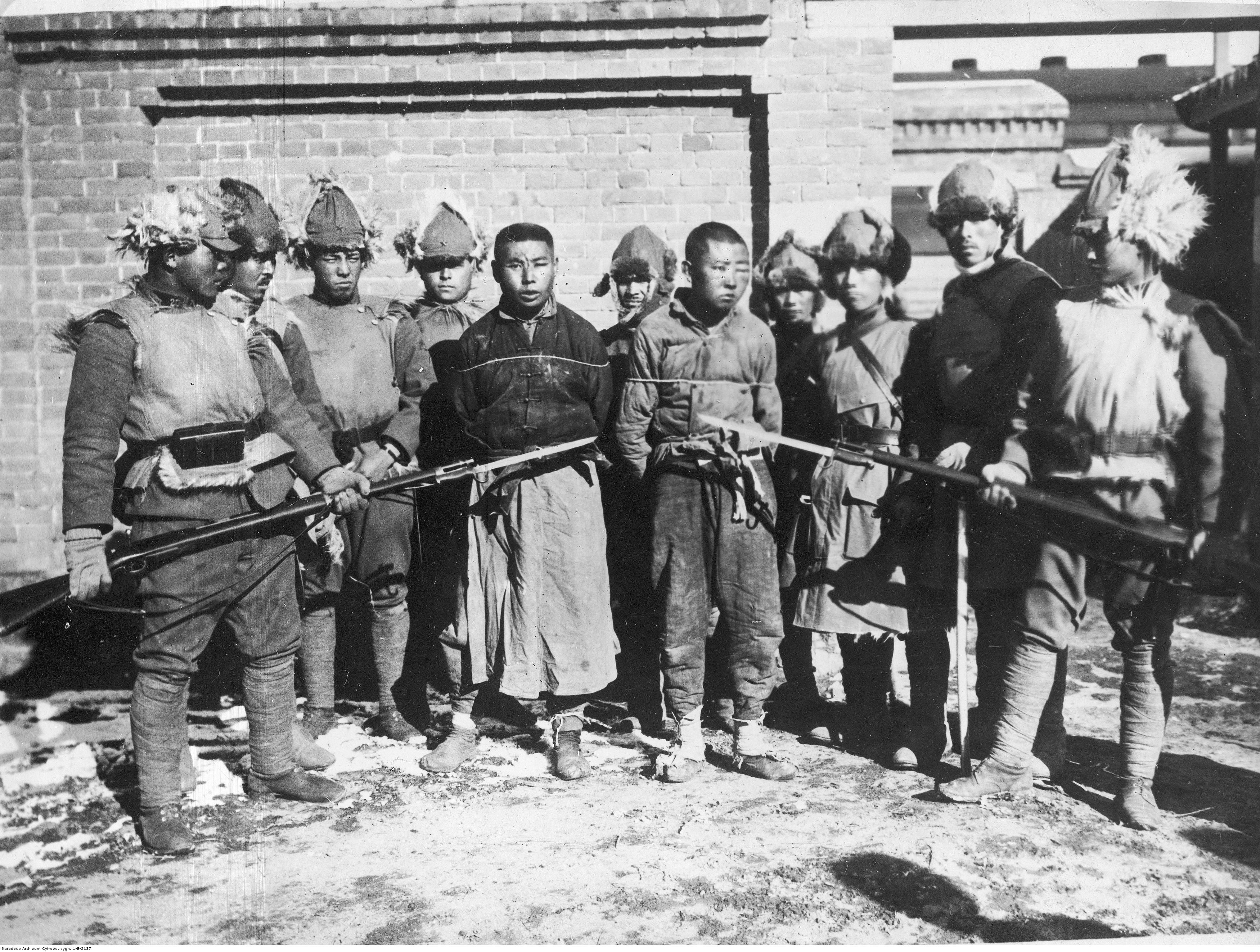 Two Chinese captured by the Japanese as the leaders 'rogue band ...