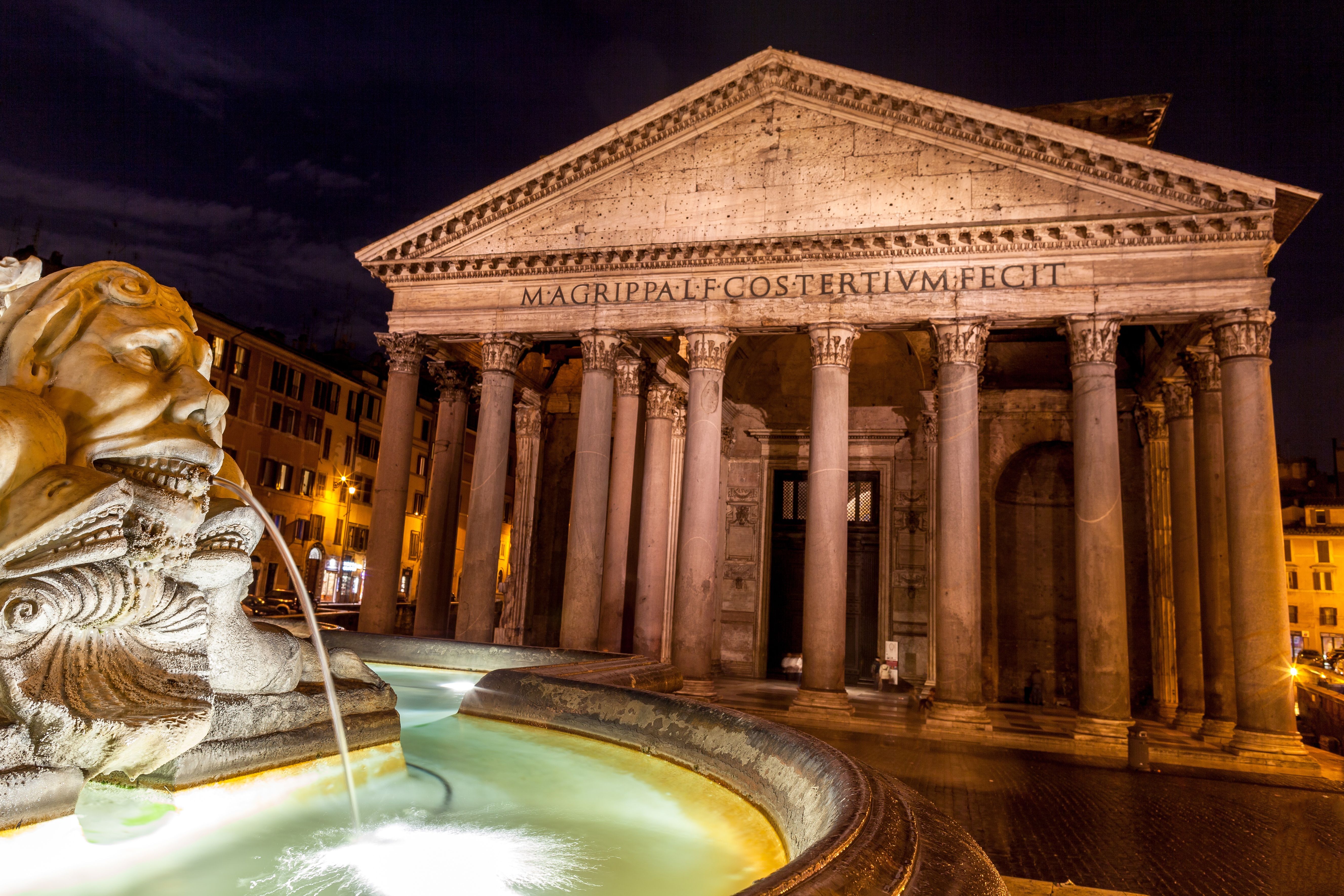 Pantheon by night in Rome #Rome #Pantheon #Italy #amazingitaly # ...