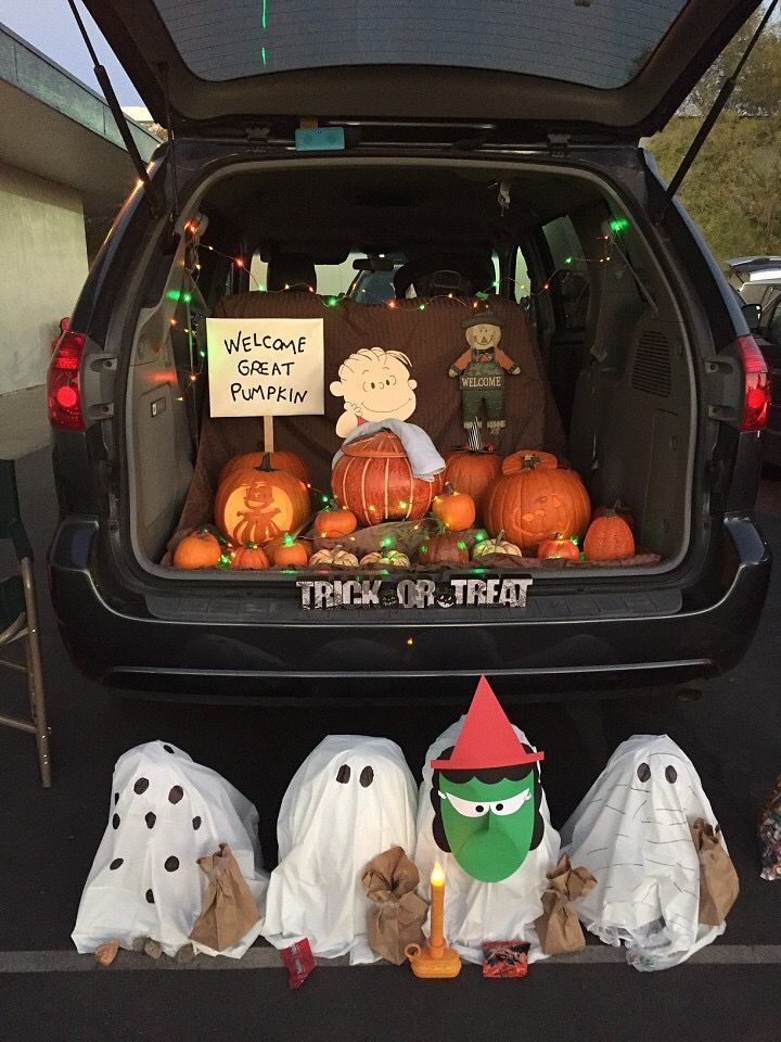 Charlie Brown, Peanuts, Snoopy, Great Pumpkin Trunk or Treat. Halloween ...