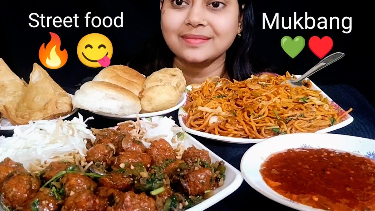 STREET FOOD MUKBANG!! Chawmin+Manchurian+Samosa +Vadapav+Thumsup ...