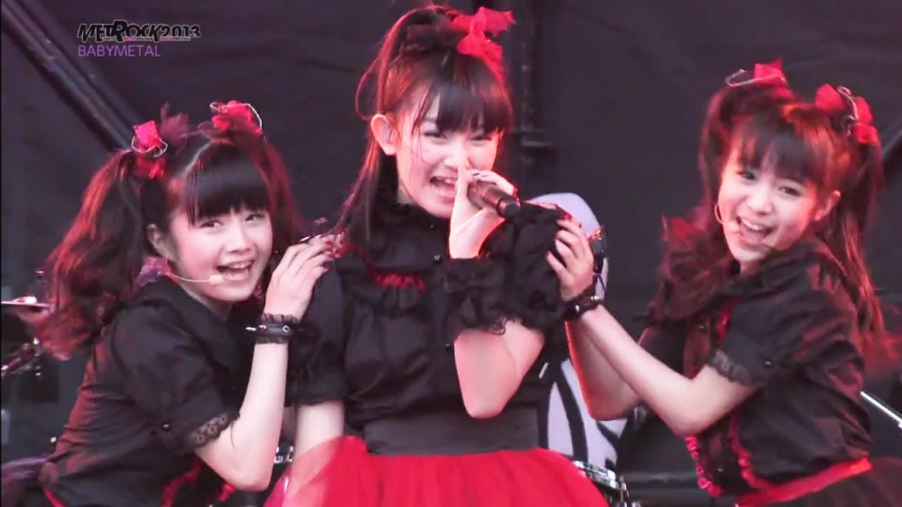 BABYMETAL - Doki Doki☆Morning「 METROCK 2013」Full 若洲公園 - YouTube