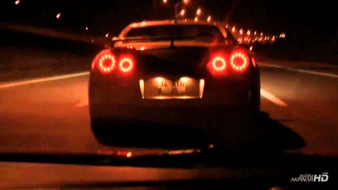 Street Race Ferrari F430 vs Two Nissan GTR R35 vs Porsche 911!!! - YouTube