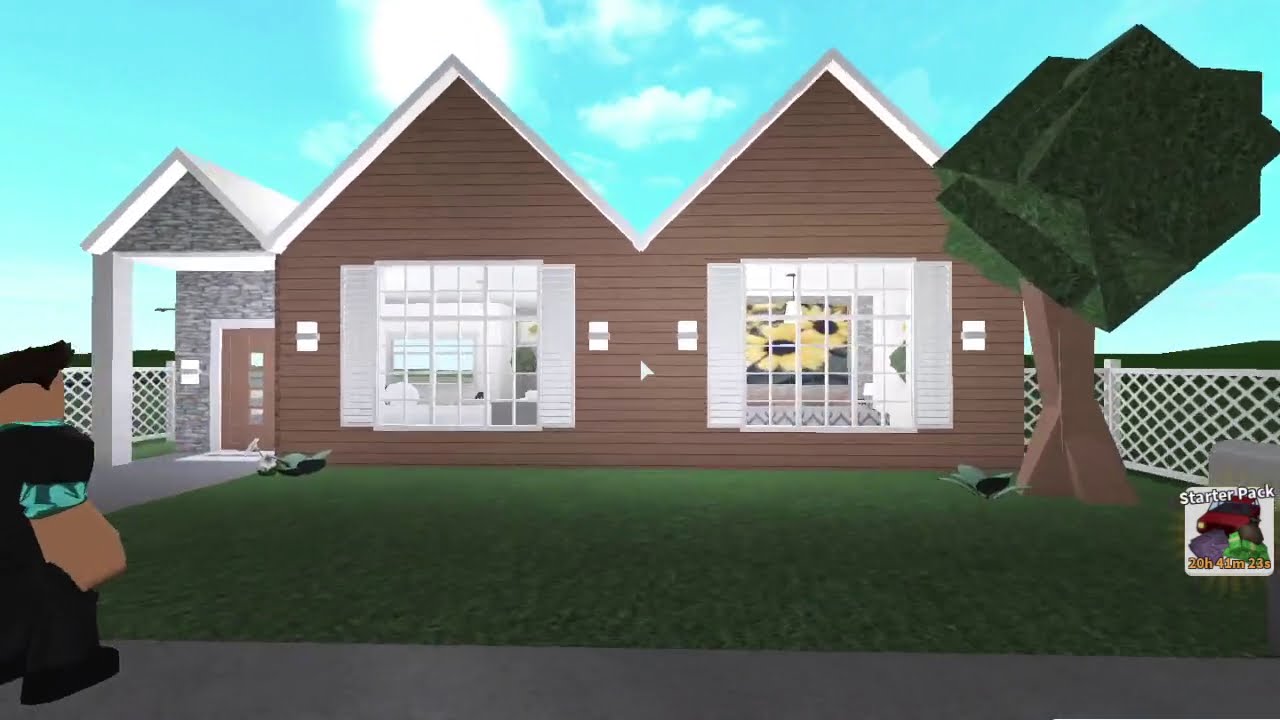 Renovating starter home I Bloxburg I 20k - YouTube