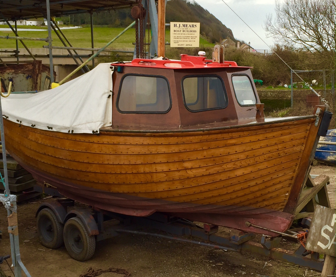 18ft clinker built fishing boat for sale, Devon 