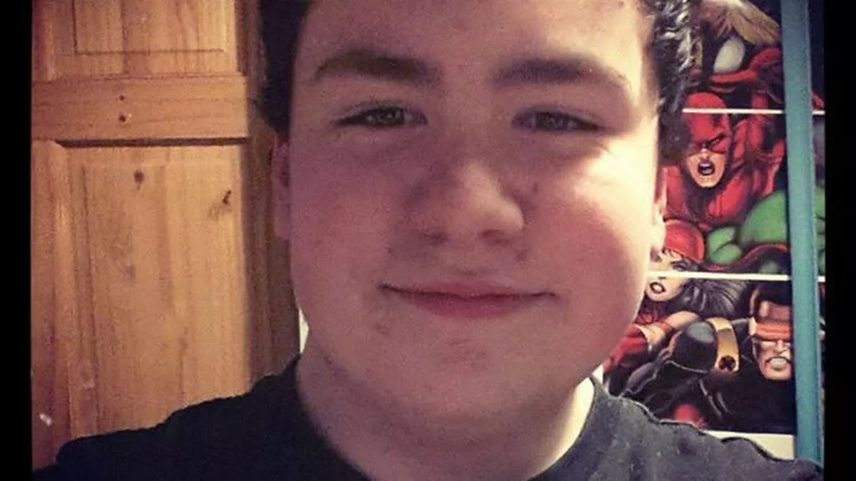 Heartbreaking suicide note of tragic teen found addressed to family in ...