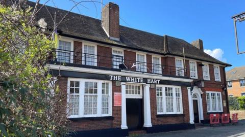 Exterior of White Hart pub