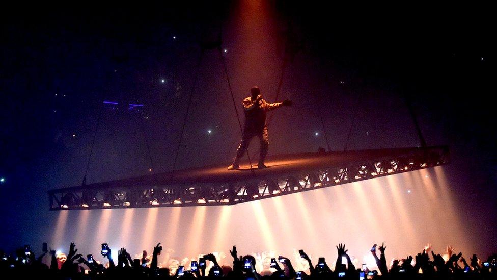 Kanye West on the Saint Pablo tour