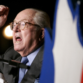 Jean Marie Le Pen durante un discurso en París, a 14 de noviembre de 2005.