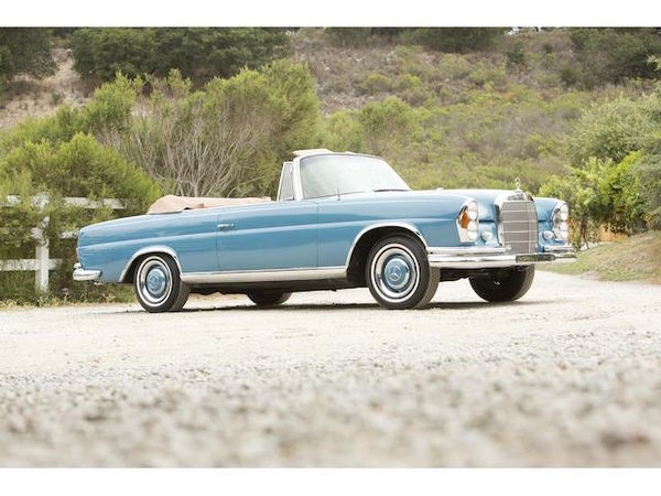 1964 Mercedes-Benz 220SE Cabriolet