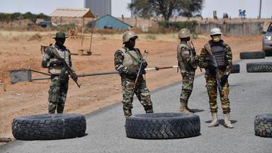 Nigerianischen Soldaten in der Grenzregion mit dem Niger (Archivbild).